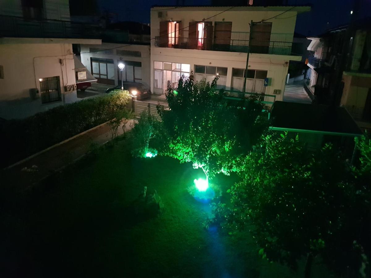 Magdalinos Apartments Nea Skioni Dış mekan fotoğraf